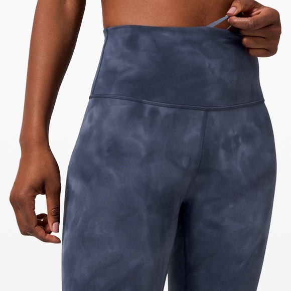 New Lululemon diamond dye naval blue wunder train - Picture 4 of 10